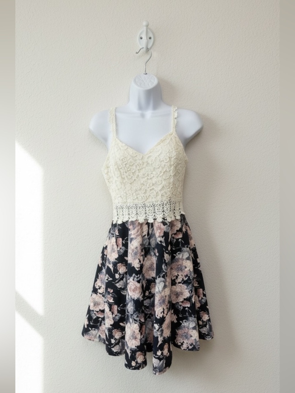 Eclipse Y2K Lace Floral Fit & Flare Dress Size M